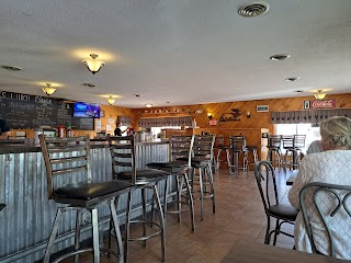Errol Restaurant & Pub