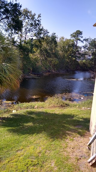 Lake Shore Motel