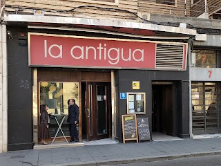 Cafe-restaurante "La Antigua"