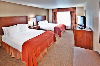 Holiday Inn Express & Suites Dubuque-West, an IHG Hotel