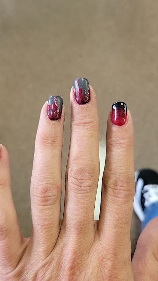 Ladies Nails