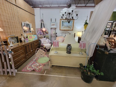 Home Again Consignment Furniture