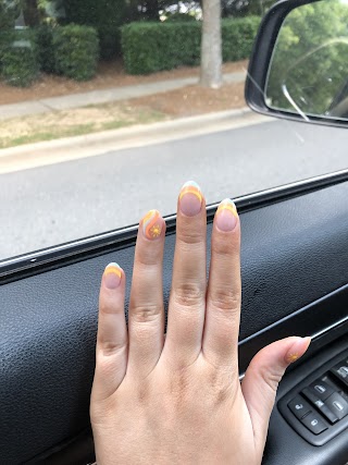 Top Q Nails