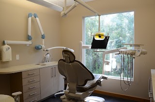 Dental Arts Family & Cosmetic Dentistry: Khan Atosa DDS