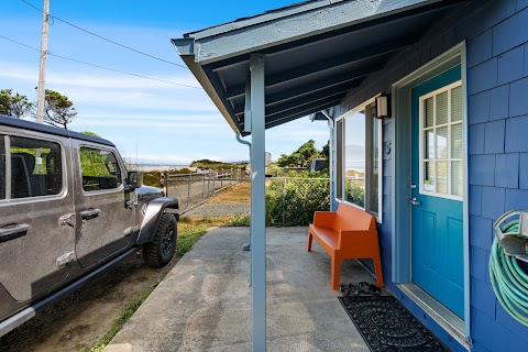 Blue Octopus Oceanside Cottages