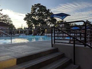 Peninsula Pool (seasonal)