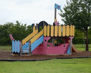 The Children's Courtyard on S. Hulen Street