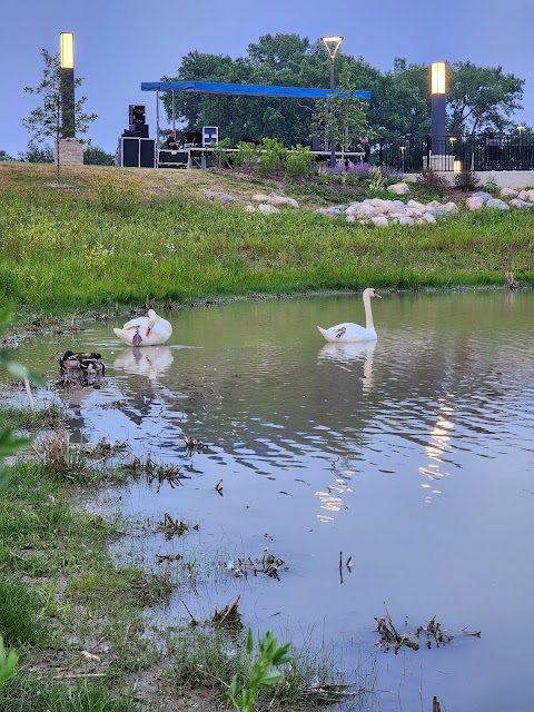 Photo of Golf Mill Park - Niles, IL 60714, USA