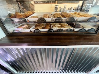 Dolce Bakery and Coffee Shop