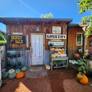 Ali's Organics & Garden Supply