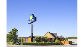 Days Inn & Suites by Wyndham Duncan/Spartanburg