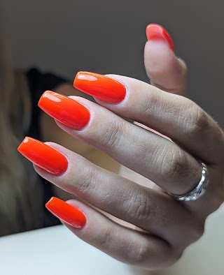 Ádna Galvão - Manicure Brasileira (Brazilian Nails). Nail designer