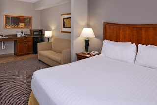 Holiday Inn Express & Suites North Little Rock, an IHG Hotel