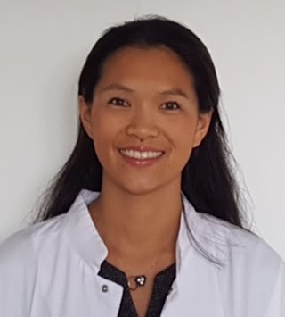 Dr Christine LEVEQUE - Gynécologue obstétricien Chirurgien gynécologue et mammaire