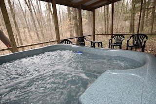 Hocking Hills Frontier Log Cabins