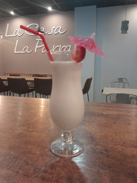 La casa la parra bar & cafe