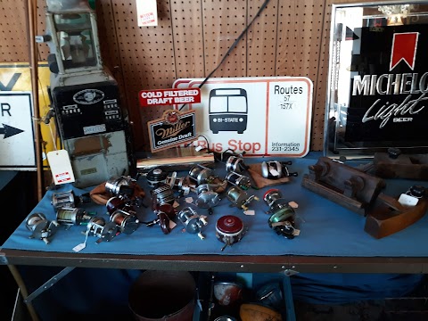 Photo of Tin Roof Antiques - 2201 McCausland Avenue, St. Louis, MO 63143, USA
