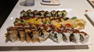 Momiji Sushi Restaurant - Fremont