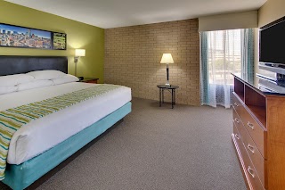 Drury Inn & Suites Houston Sugar Land