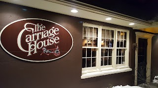Carriage House Restaurant & Tavern