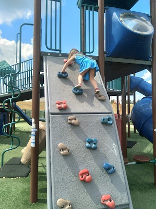 Karst Farm Park splash pad