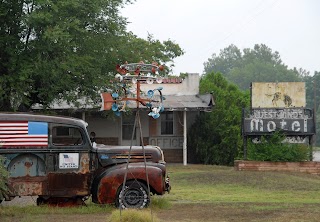 West Winds Motel