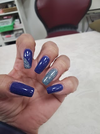 Ruth's Nails & Spa