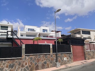 Altos de la Gloria Beach Apartments