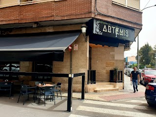 La Esquina de Artemis Arte & Tapas