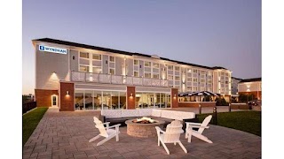 Wyndham Newport Hotel