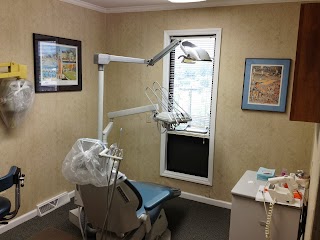 Sumner Family Dentistry: Dentist in Mount Airy