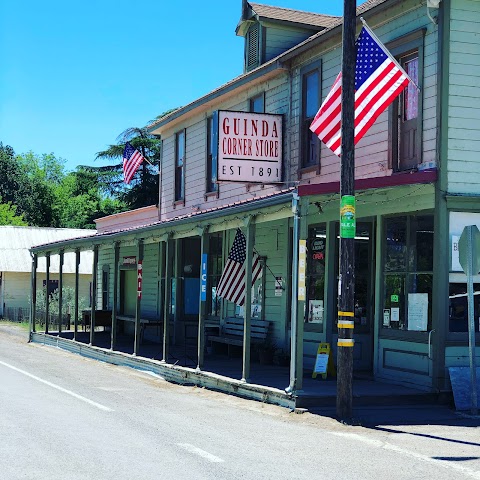 Guinda Corner Store