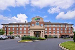 Holiday Inn Express & Suites Cincinnati - Mason, an IHG Hotel