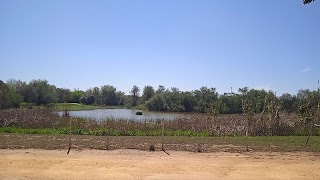 Parque (junto a la Laguna de Fuente del Rey)