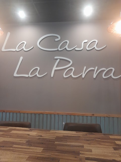 La casa la parra bar & cafe