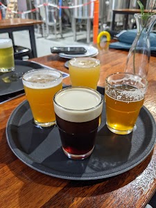 2 Halfs Brewing & Distilling