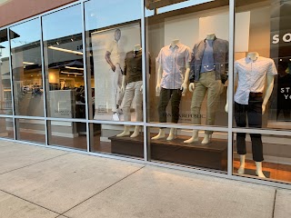 Banana Republic Factory Store