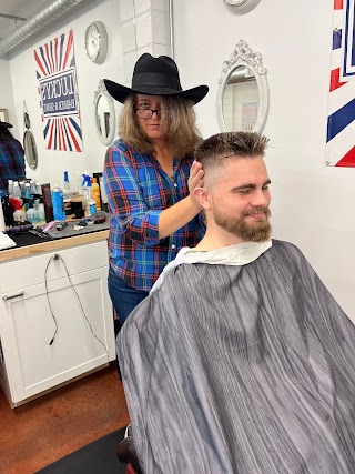 Lucky's Barber & Shave