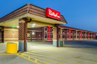 Red Roof Inn & Conference Center Wichita Airport