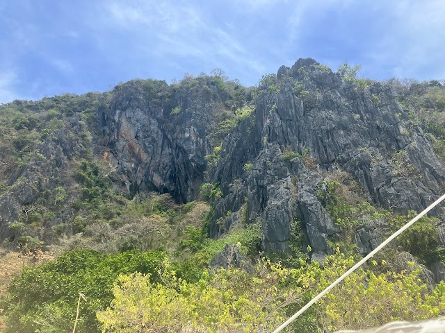 Black Island, Panlaitan Busuanga