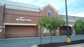 Giant Pharmacy