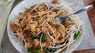 Ta-Khrai Thai Cafe