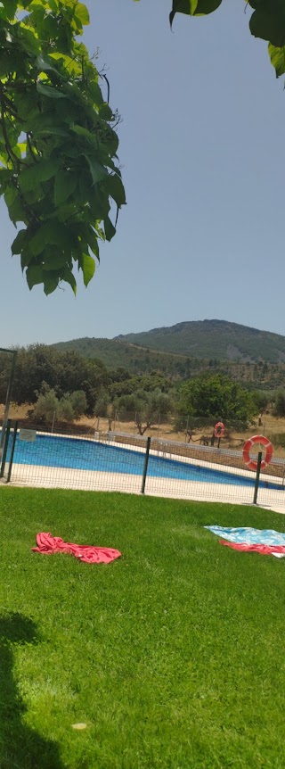 Piscina Pública Municipal de Las Hunfrías.