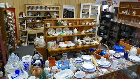 La Plata County Humane Society Thrift Store