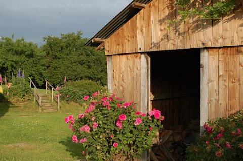 LA MAISON DES COLLINES AUTOUR