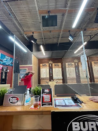 Bury The Hatchet Bucks County - Axe Throwing