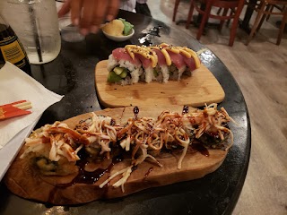 Nori Sushi Bar and Grill