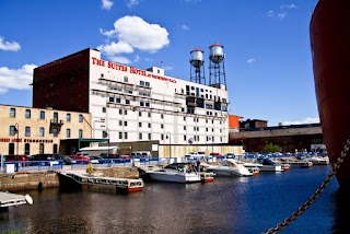 The Suites Hotel at Waterfront Plaza