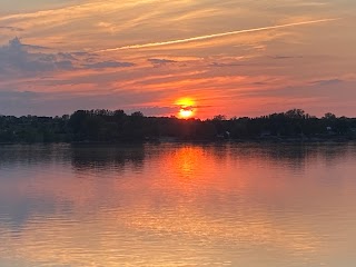 Isle View Lake Cottages