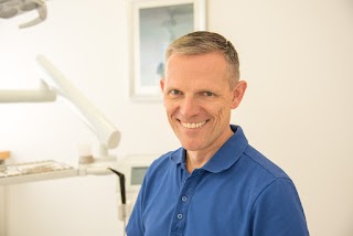 Dr. Andreas Neumann